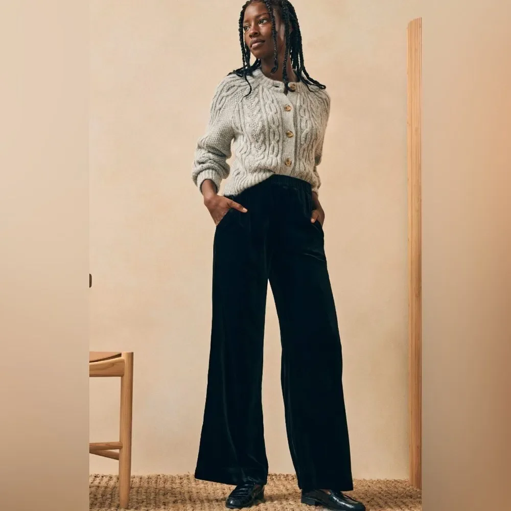 FAHERTY velvet genevieve wide leg pant in black silk velvet. Medium